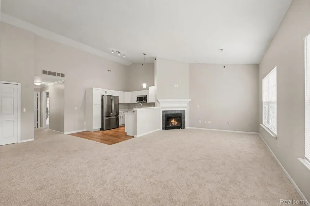 43054 STRAND DRIVE Sterling Heights City, MI 48313