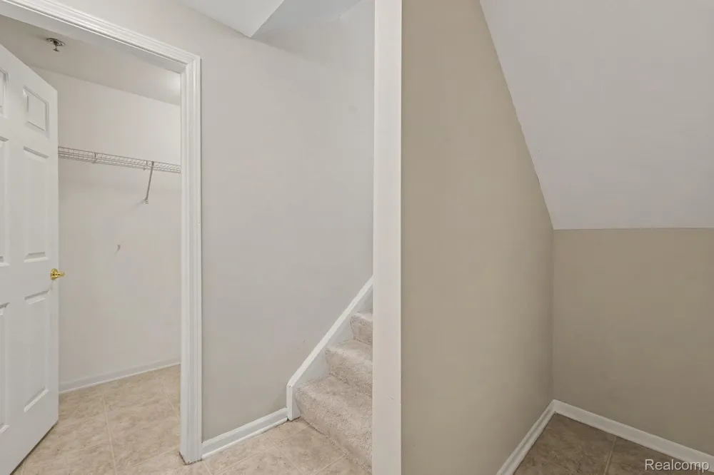 43054 STRAND DRIVE Sterling Heights City, MI 48313