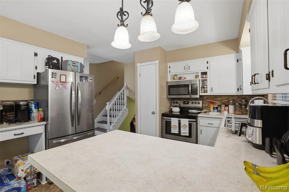 2478 Hiller Road West Bloomfield Charter Township, MI 48324