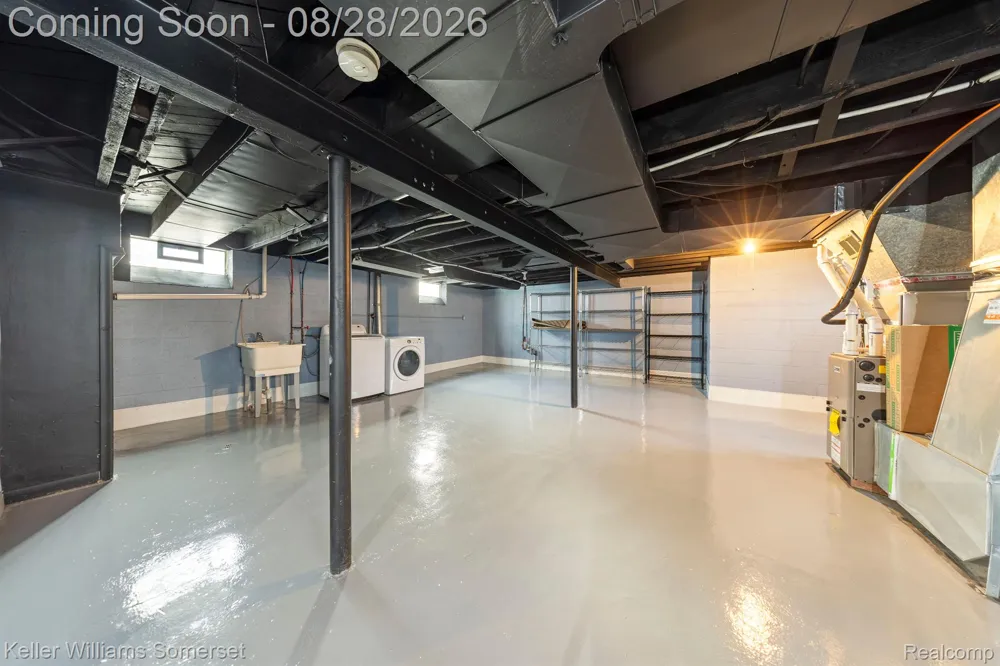 23250 FIRWOOD AVENUE Eastpointe City, MI 48021