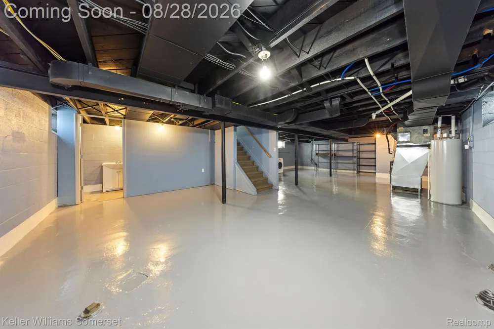 23250 FIRWOOD AVENUE Eastpointe City, MI 48021