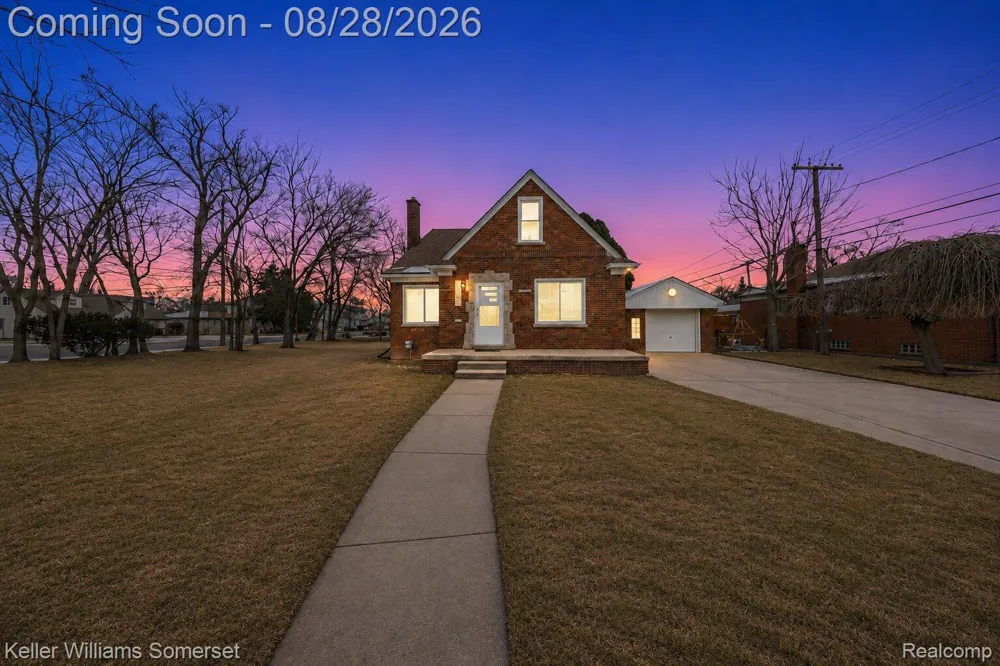 23250 FIRWOOD AVENUE Eastpointe City, MI 48021