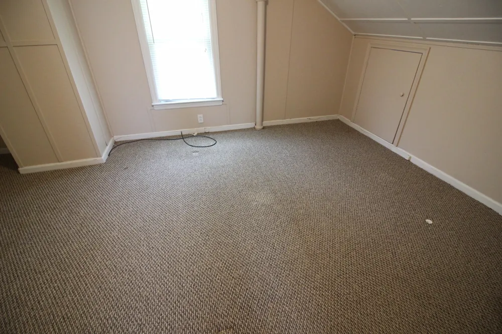 633 North Drive Wyandotte City, MI 48192