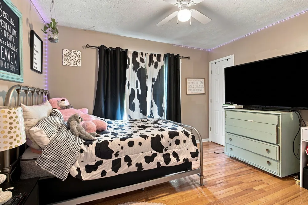 8474 Guthrie Rd Cross Plains, TN 37049
