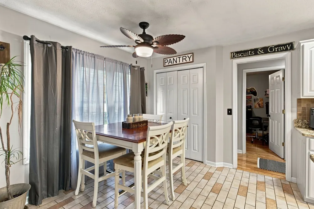 8474 Guthrie Rd Cross Plains, TN 37049