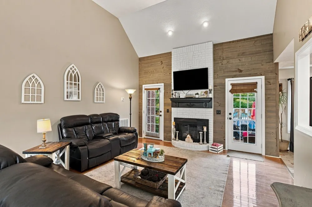8474 Guthrie Rd Cross Plains, TN 37049