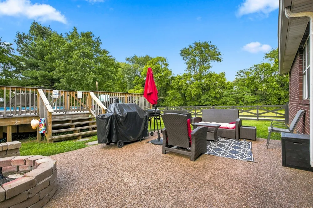8474 Guthrie Rd Cross Plains, TN 37049