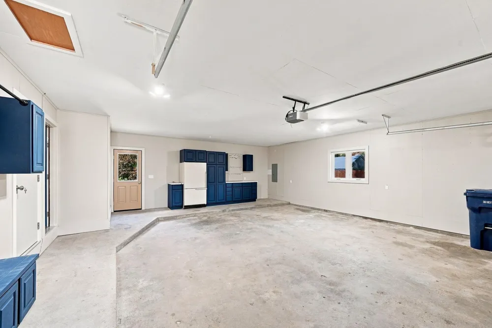 321 Front Street Lake City City, MI 49651