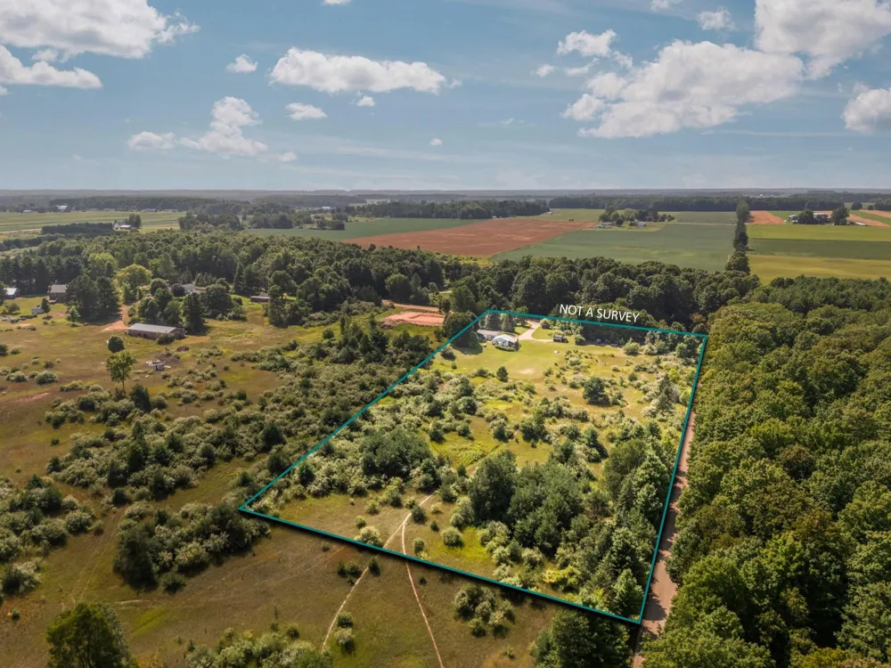 8645 Rahe Road Mayfield Township, MI 49648