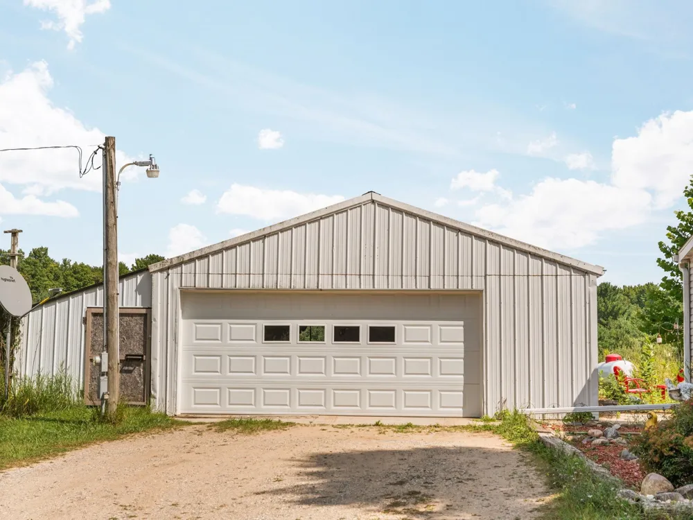 8645 Rahe Road Mayfield Township, MI 49648