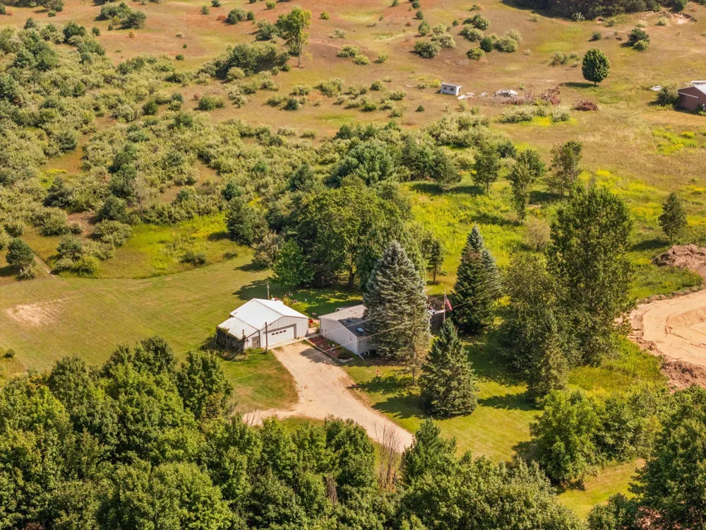 8645 Rahe Road Mayfield Township, MI 49648