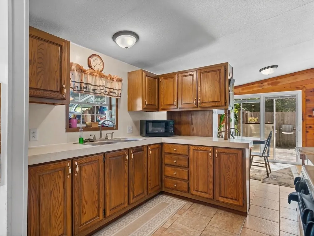 8645 Rahe Road Mayfield Township, MI 49648