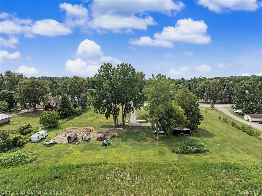 34340 Huron River Drive Huron Charter Township, MI 48164