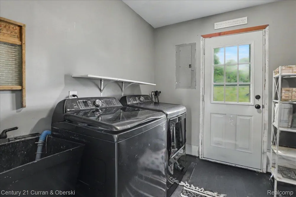 34340 Huron River Drive Huron Charter Township, MI 48164