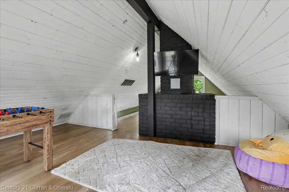 34340 Huron River Drive Huron Charter Township, MI 48164