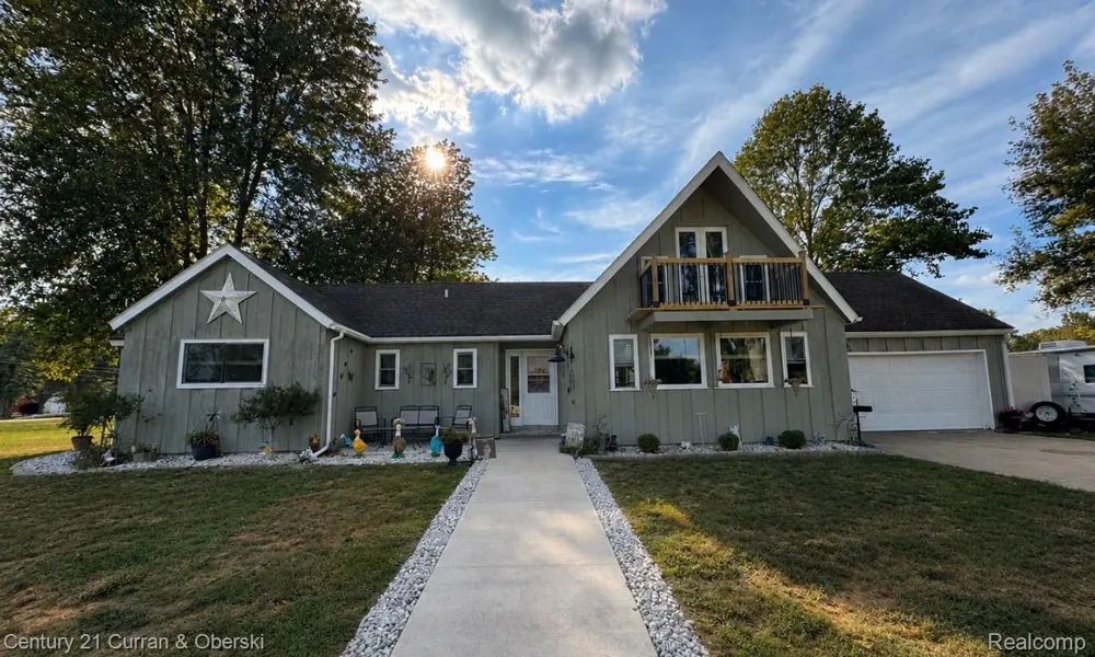 34340 Huron River Drive Huron Charter Township, MI 48164