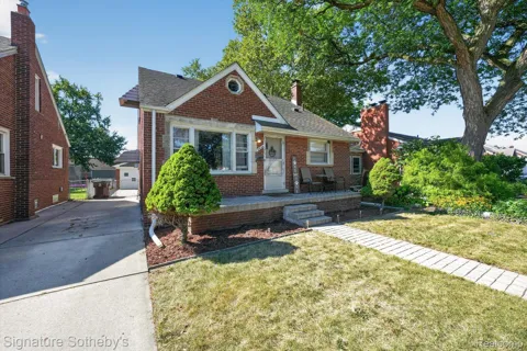 7348 Helen Road