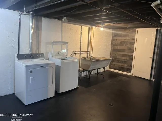 22633 E Schafer Street Clinton Charter Township, MI 48035