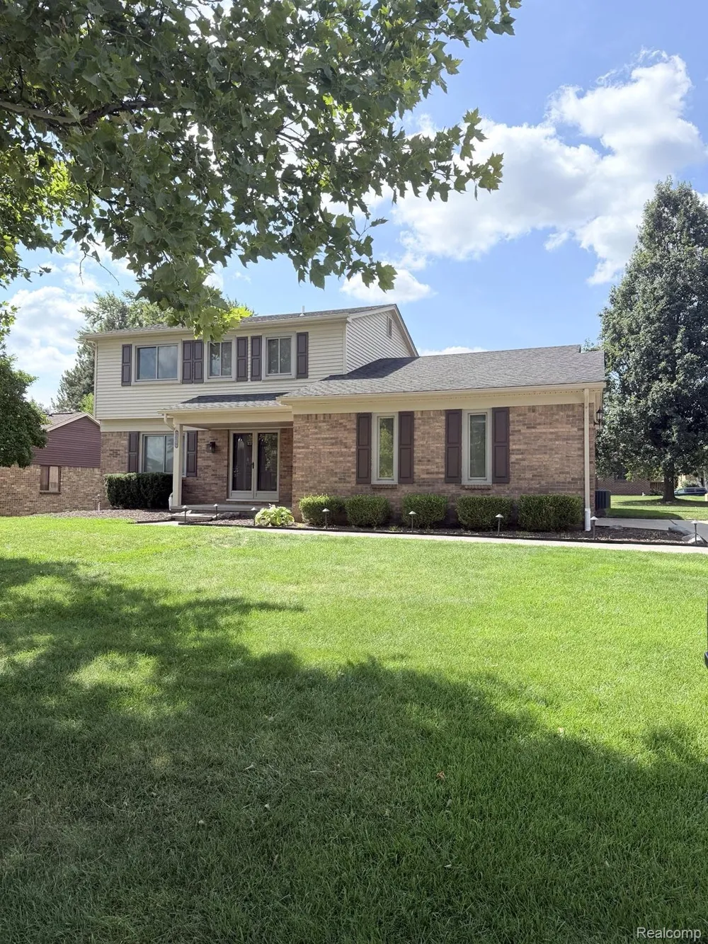 2070 Winchester Road Rochester Hills City, MI 48307