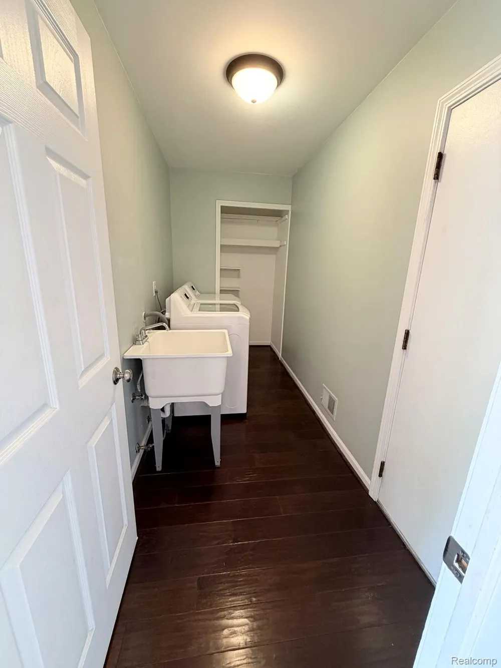 2070 Winchester Road Rochester Hills City, MI 48307