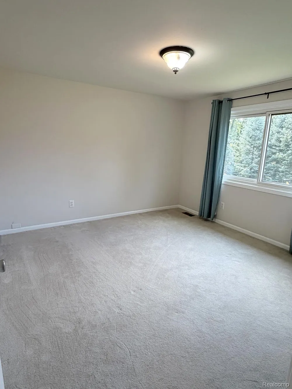 2070 Winchester Road Rochester Hills City, MI 48307