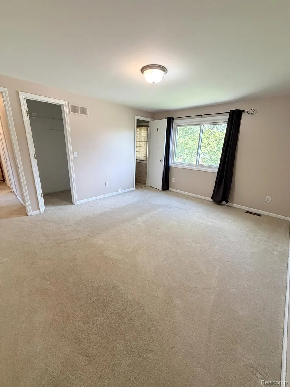 2070 Winchester Road Rochester Hills City, MI 48307