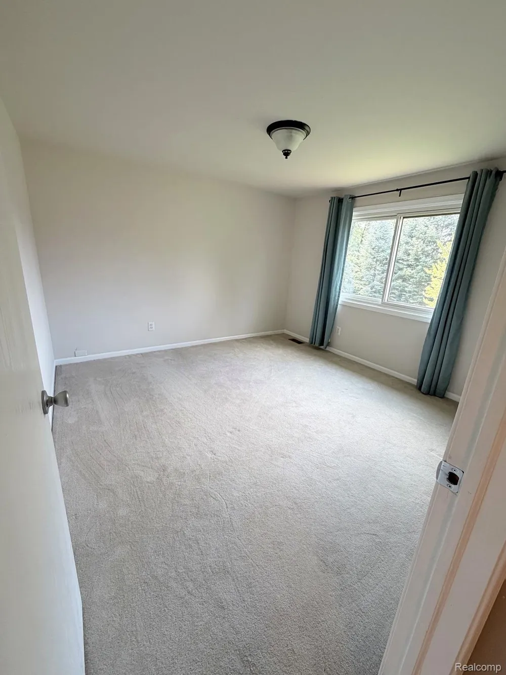 2070 Winchester Road Rochester Hills City, MI 48307