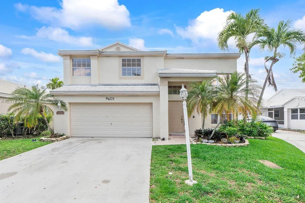 9602 NW 8th Cir Plantation, FL 33324
