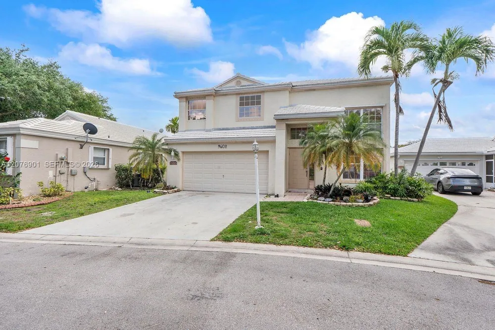 9602 NW 8th Cir Plantation, FL 33324