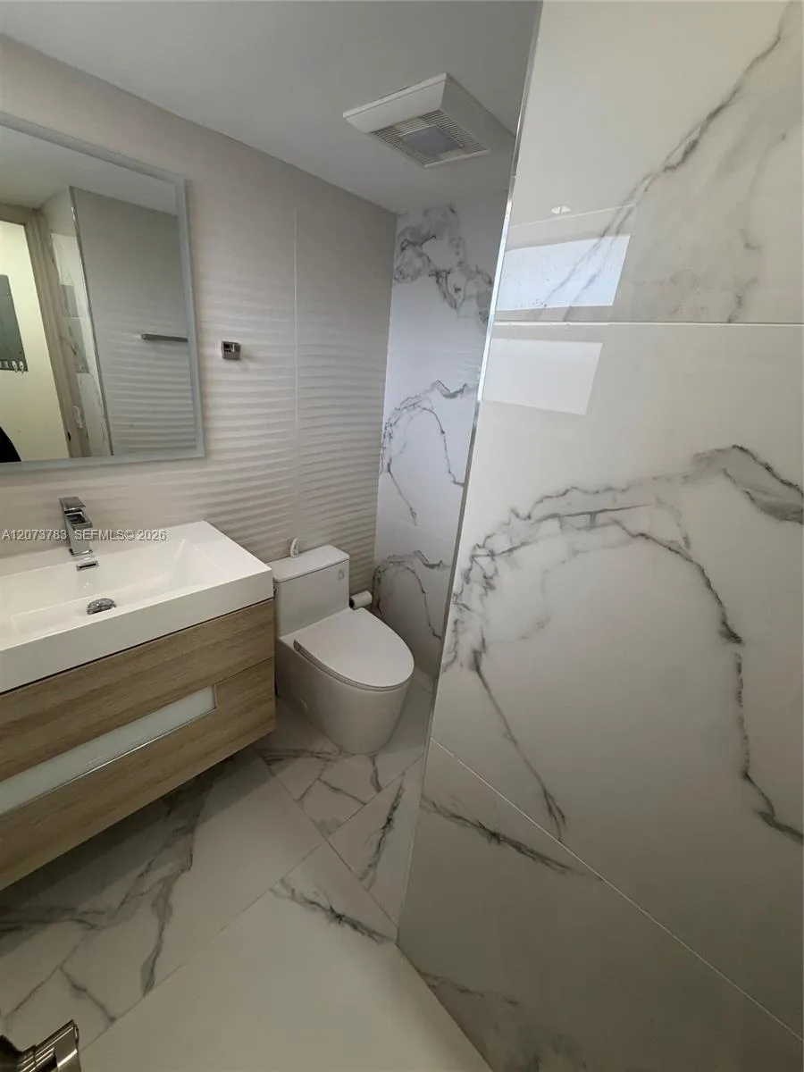 4000 NE 170th St #207 North Miami Beach, FL 33160