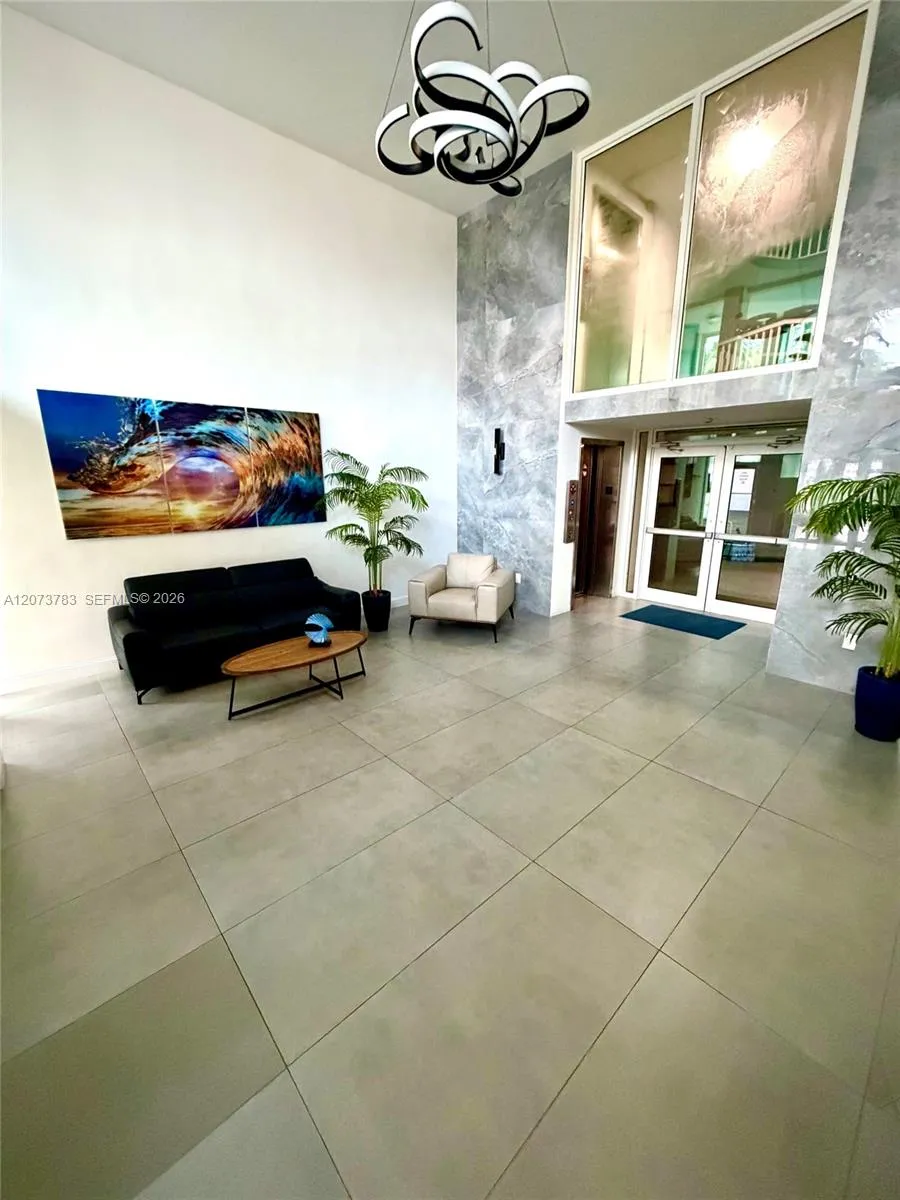 4000 NE 170th St #207 North Miami Beach, FL 33160