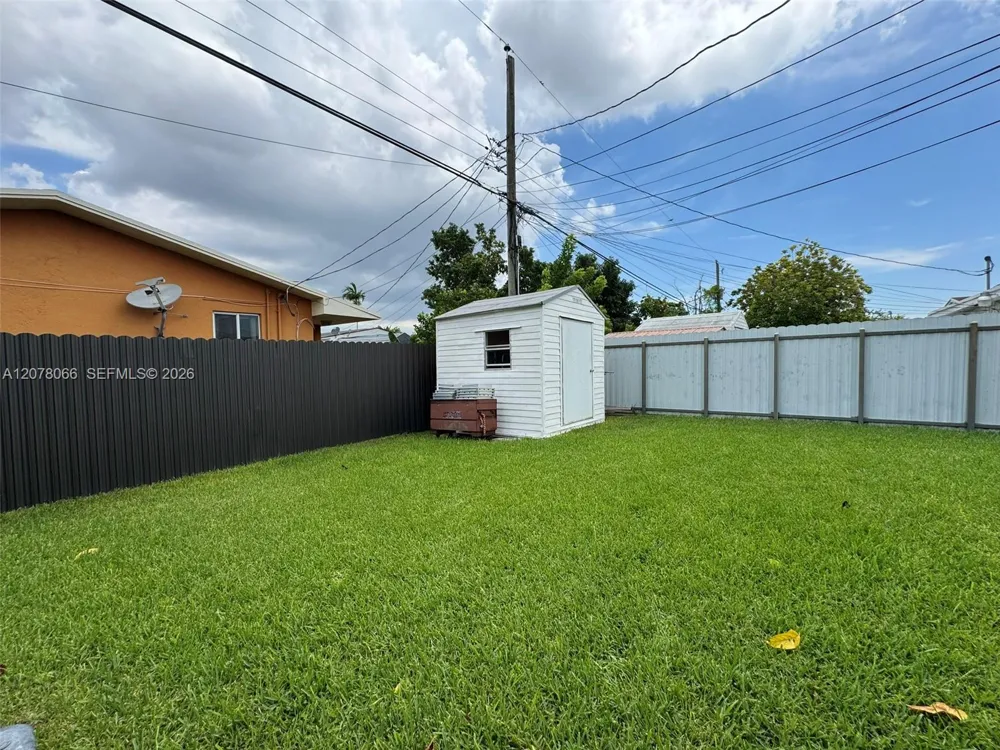 9355 SW 39th St #9357 Miami, FL 33165