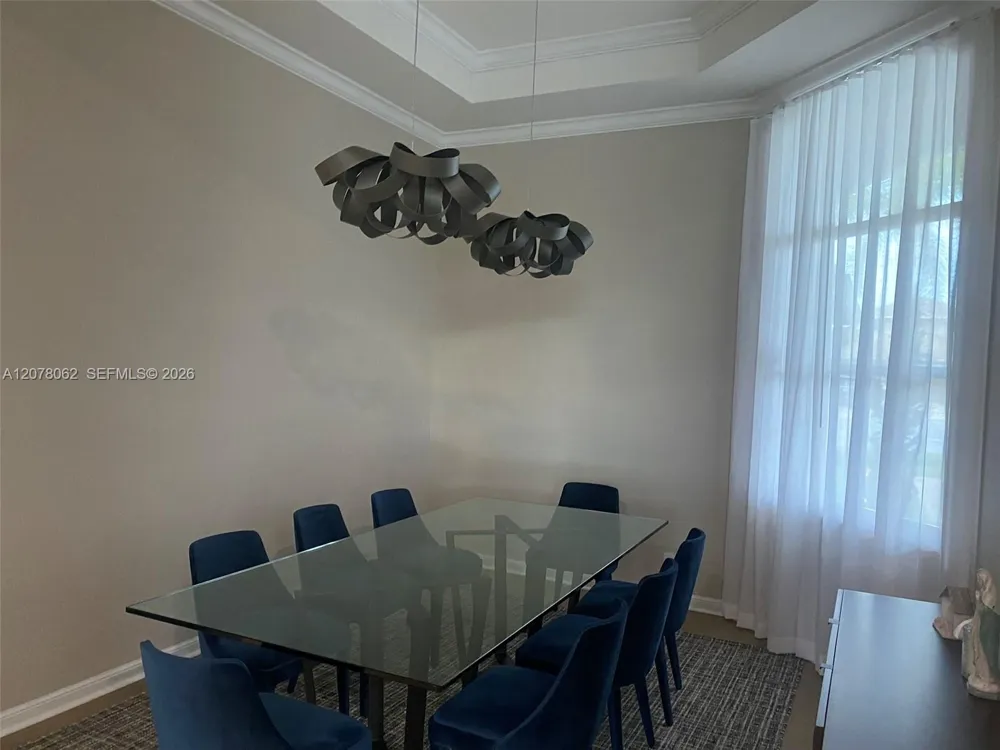 1360 Victoria Isle Dr Weston, FL 33327