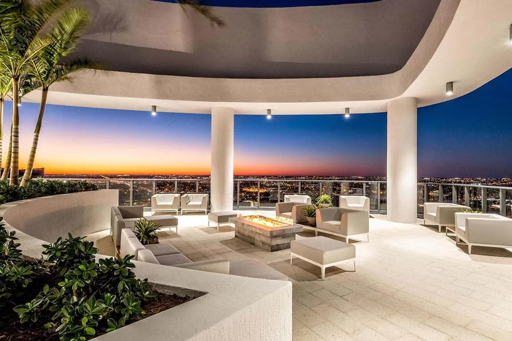 500 E Las Olas Boulevard #3003 Fort Lauderdale, FL 33301