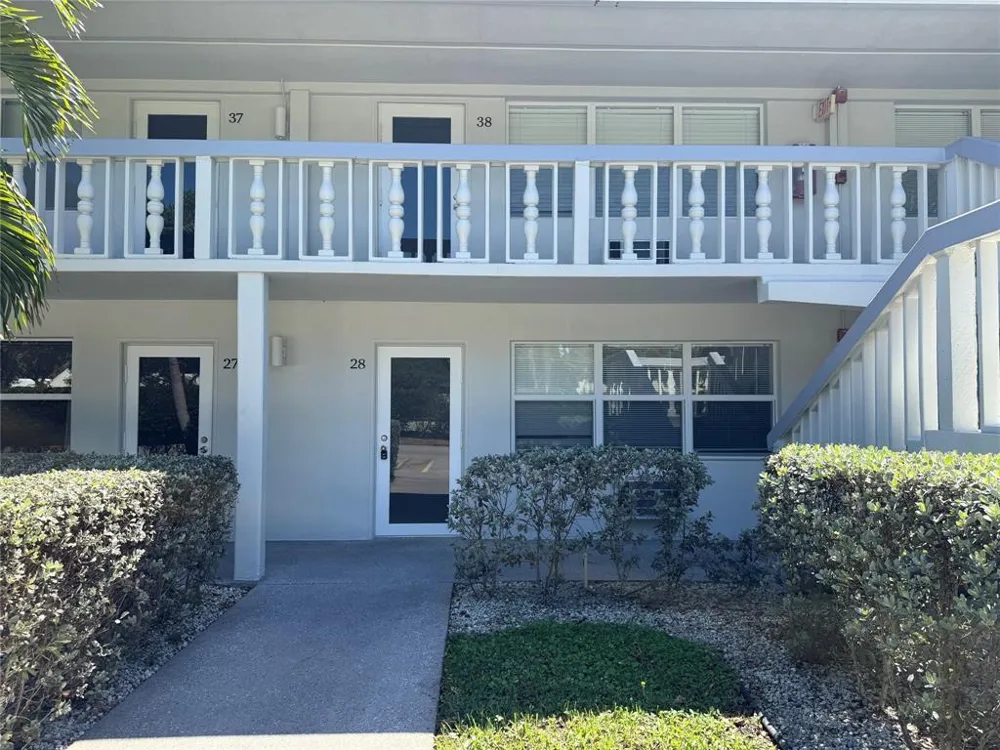 28 Ventnor B Drive Deerfield Beach, FL 33442