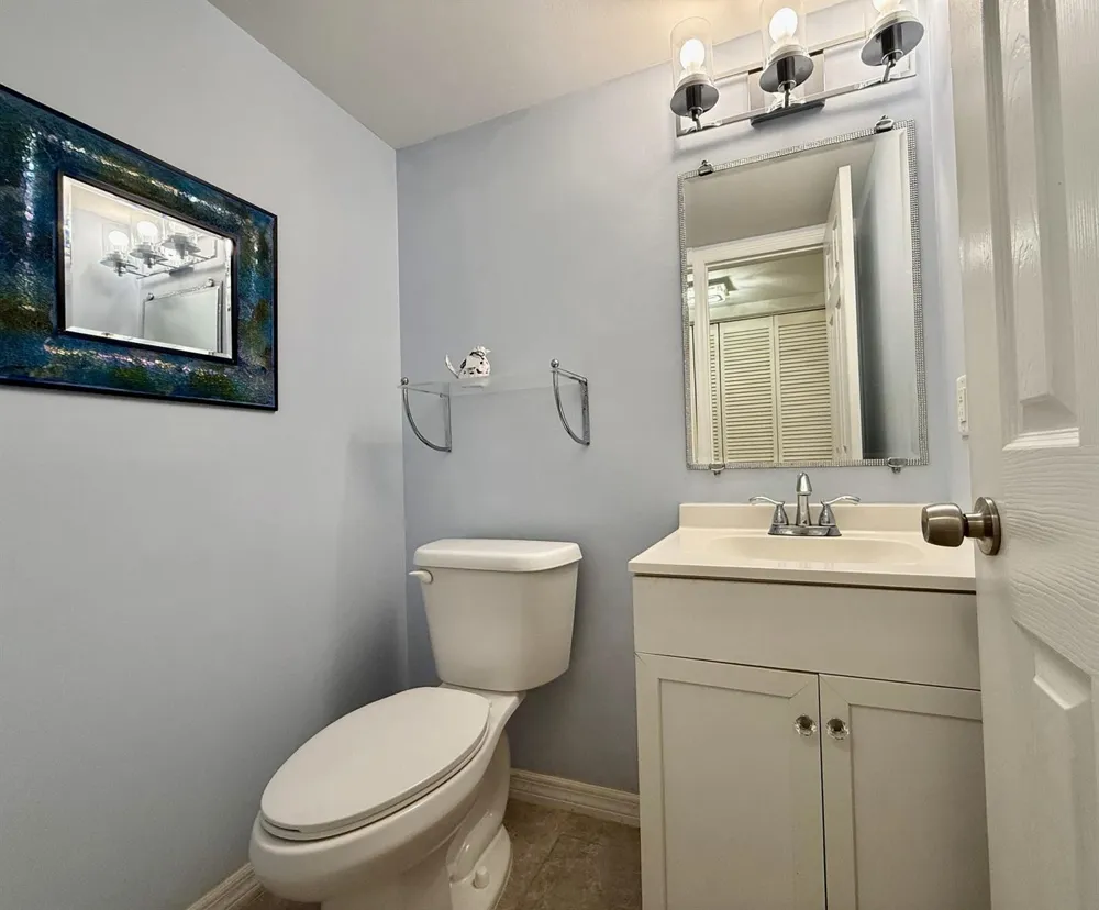 28 Ventnor B Drive Deerfield Beach, FL 33442