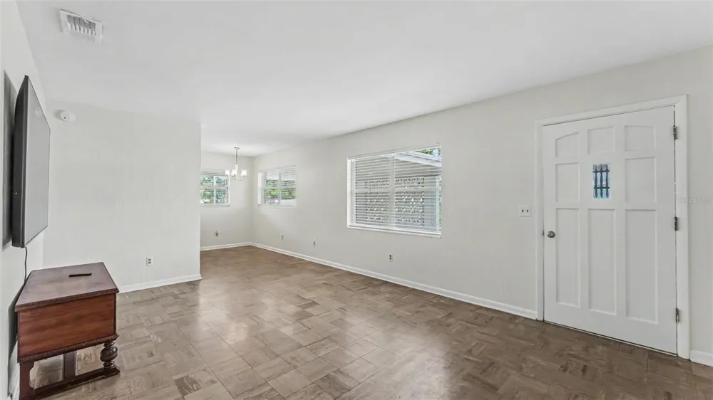 1668 ROSELAWN STREET SW Winter Haven, FL 33880