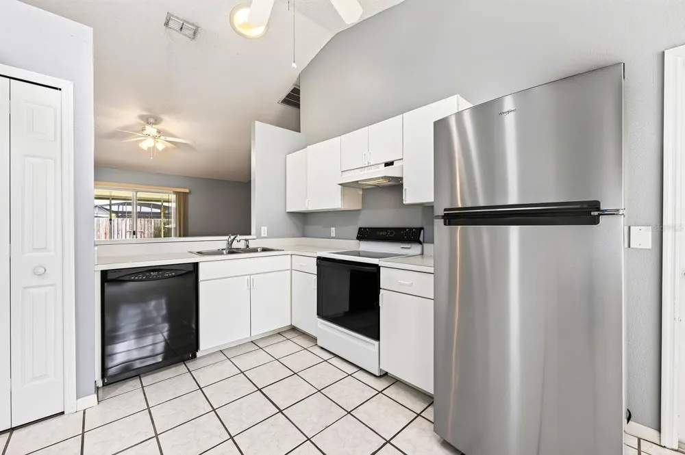 14411 DESILU DRIVE Orlando, FL 32832