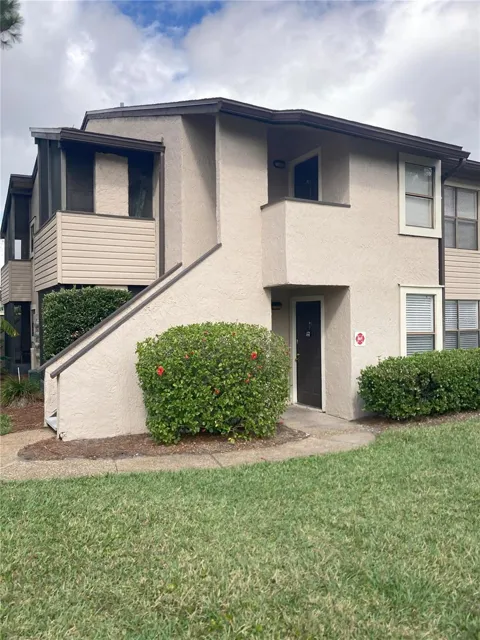 2918 ANTIQUE OAKS CIRCLE #25