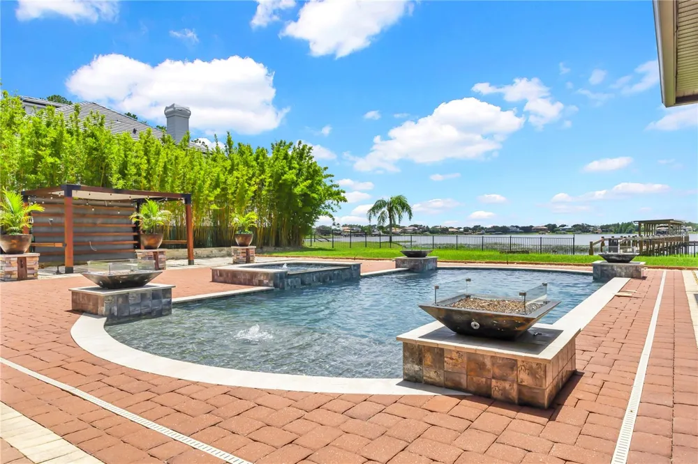 7720 FICQUETTE ROAD Windermere, FL 34786