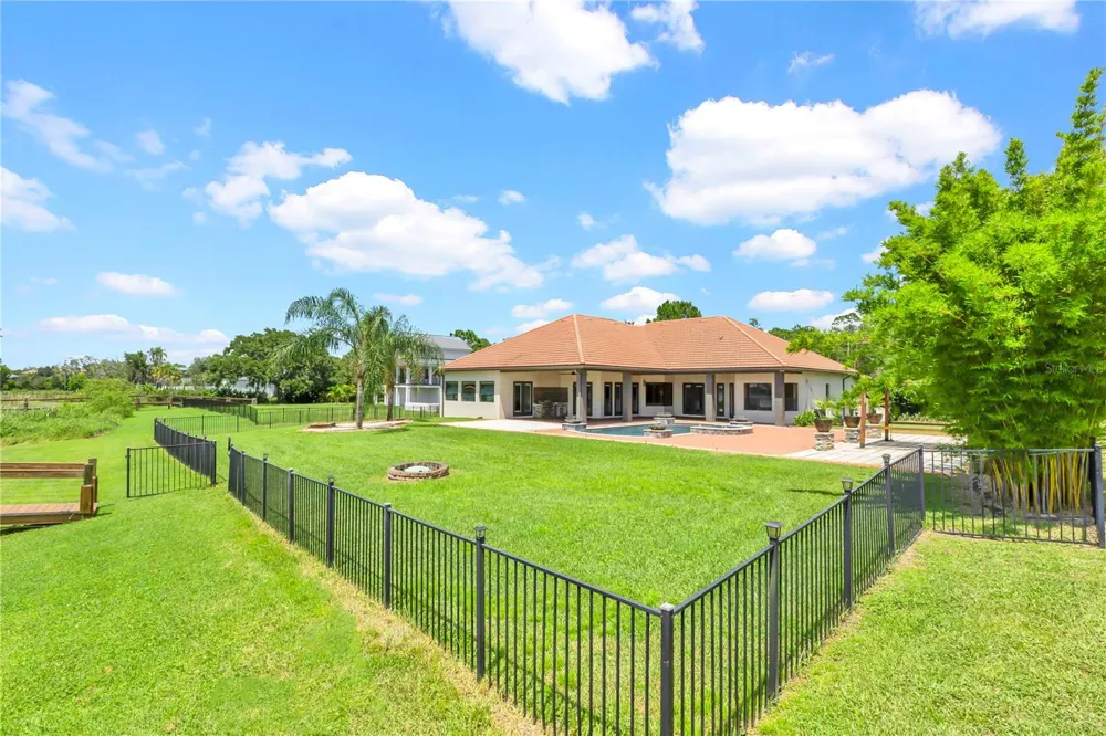 7720 FICQUETTE ROAD Windermere, FL 34786