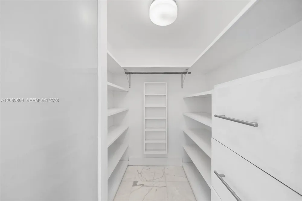 400 S Pointe Dr #1905 Miami Beach, FL 33139