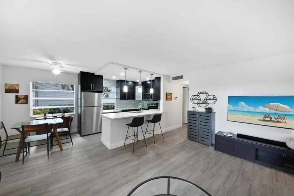 21 Normandy A Delray Beach, FL 33484