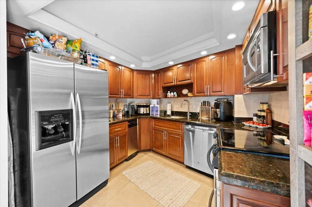 1167 HILLSBORO MILE #308 Hillsboro Beach, FL 33062