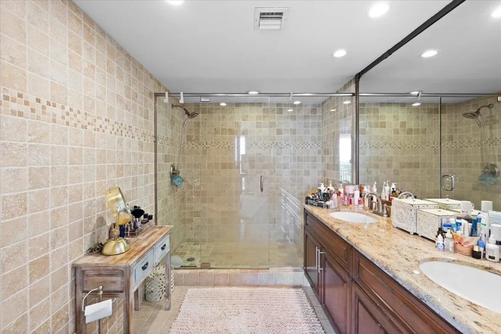 1167 HILLSBORO MILE #308 Hillsboro Beach, FL 33062