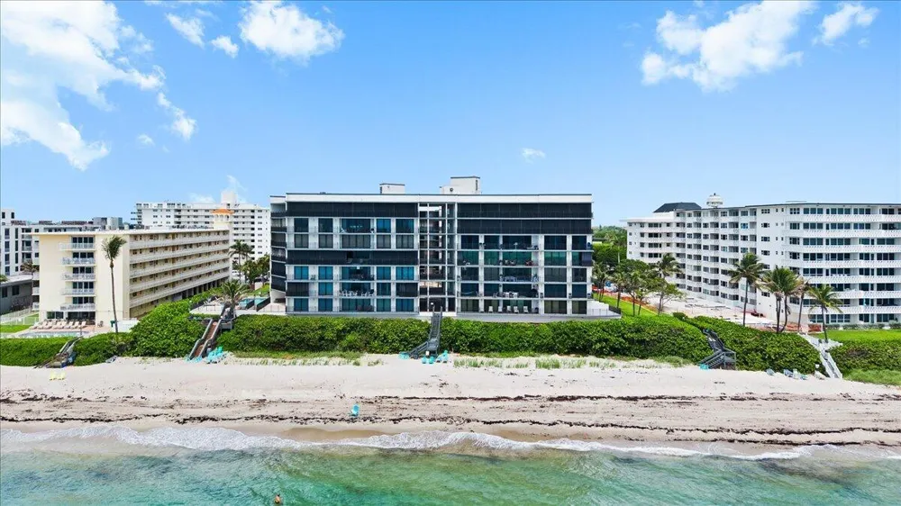1167 HILLSBORO MILE #308 Hillsboro Beach, FL 33062