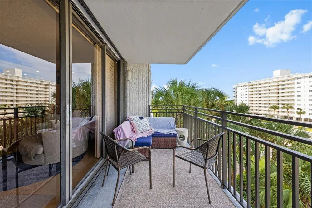 1167 HILLSBORO MILE #308 Hillsboro Beach, FL 33062