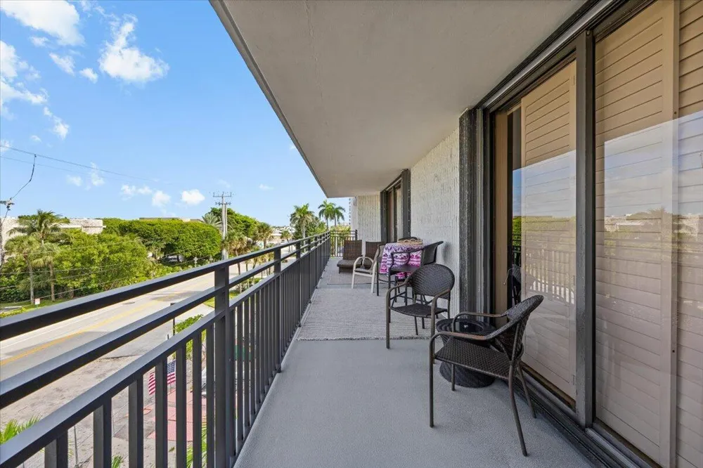 1167 HILLSBORO MILE #308 Hillsboro Beach, FL 33062