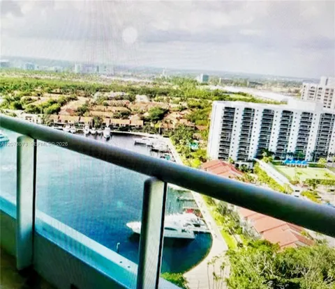 21055 Yacht Club Dr #2404
