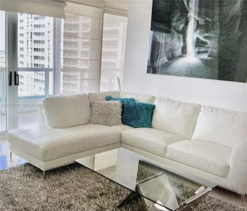 21055 Yacht Club Dr #2404 Aventura, FL 33180